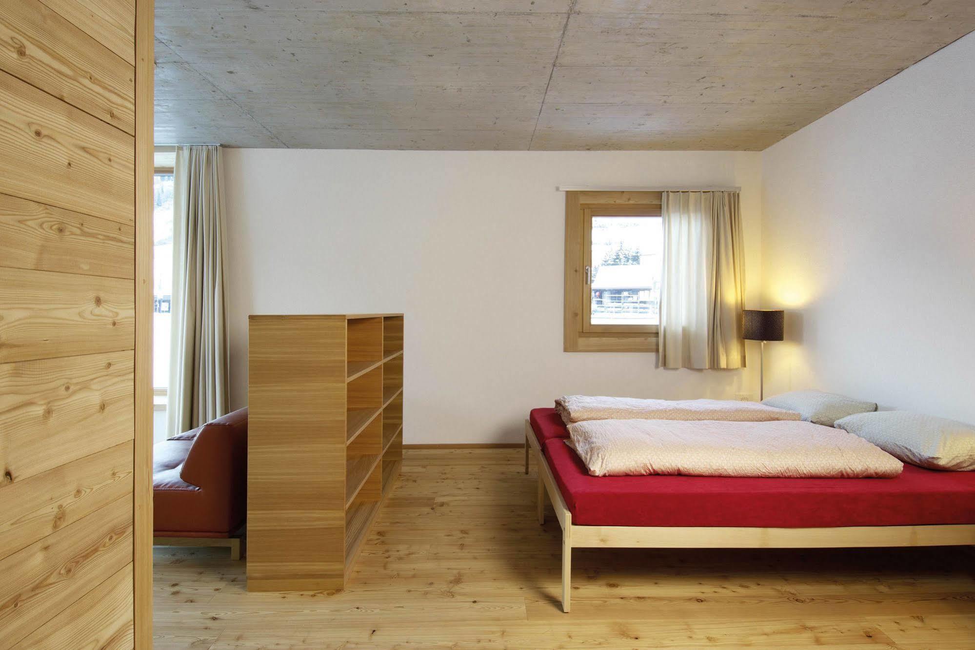Scuol Youth Hostel Eksteriør billede