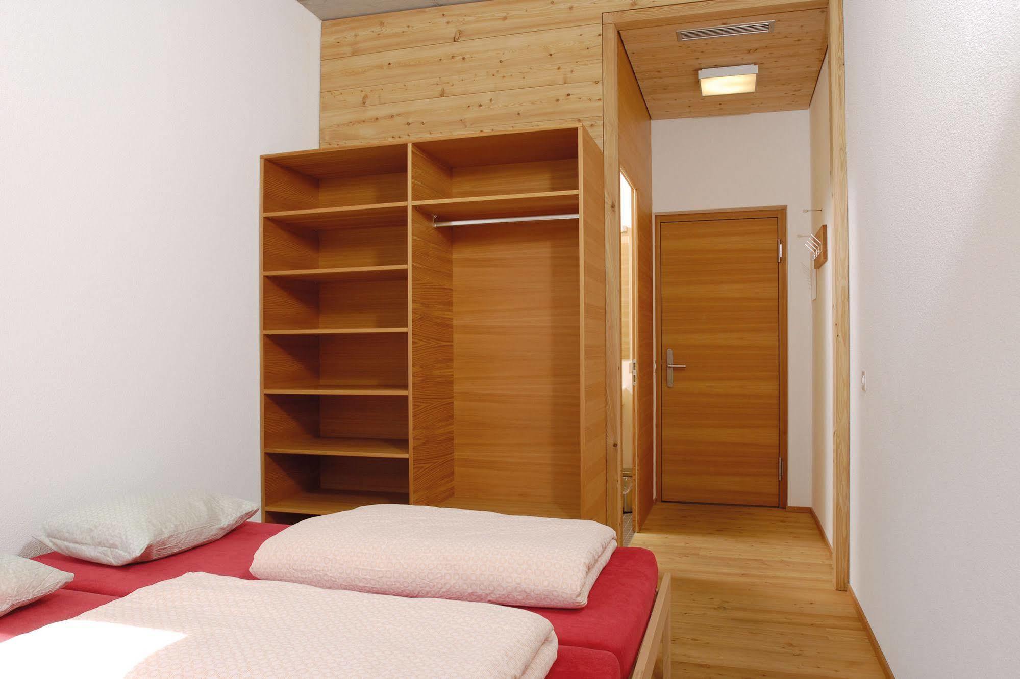 Scuol Youth Hostel Eksteriør billede