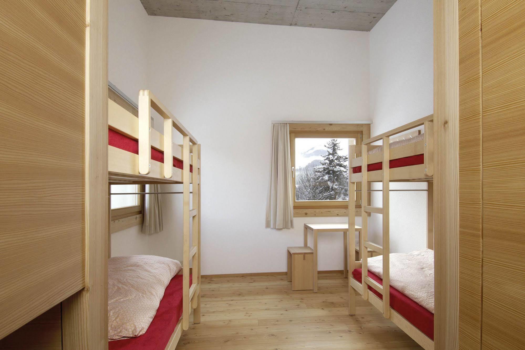 Scuol Youth Hostel Eksteriør billede
